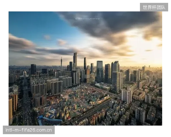 面对城市中心的旧体育场，我们正在放弃多少“有机更新”的宝贵机会？